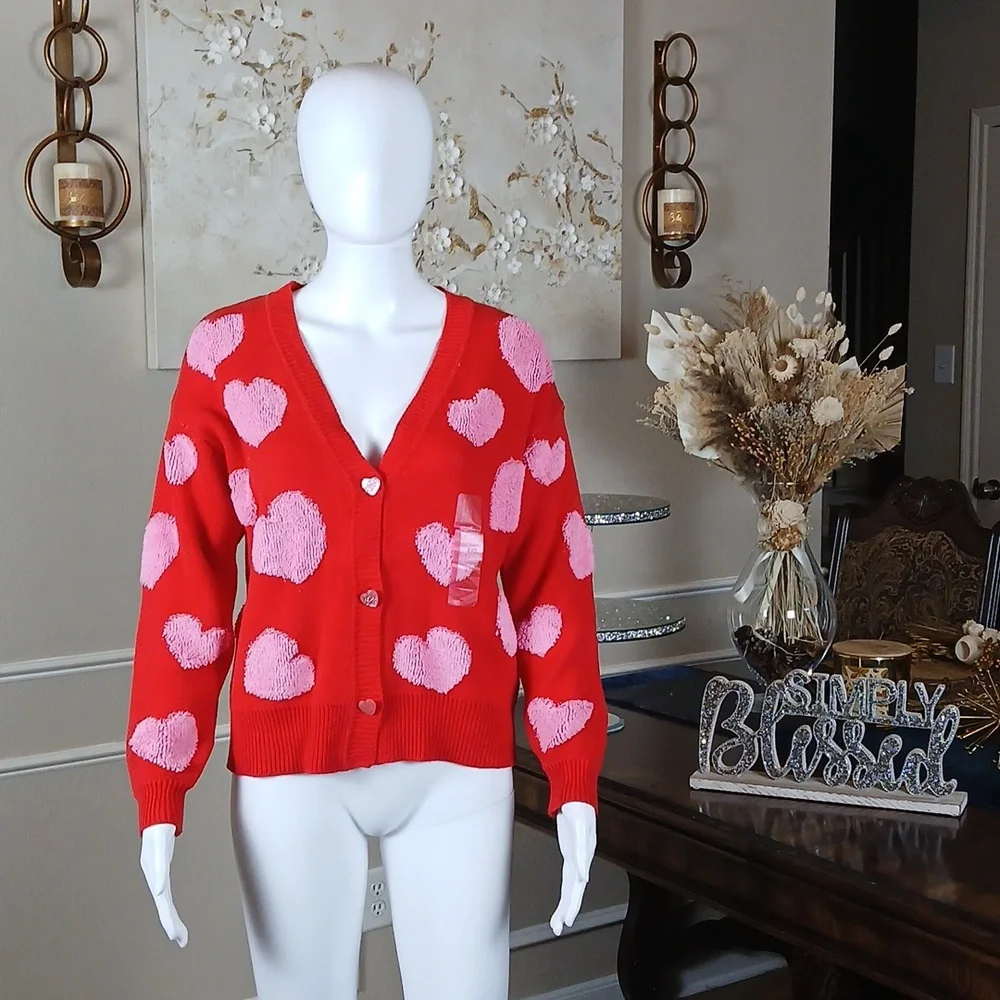 New Red And Pink V-Neck Embellished Cardigan With Heart Shape Buttons. XXS - Picture 5 of 17